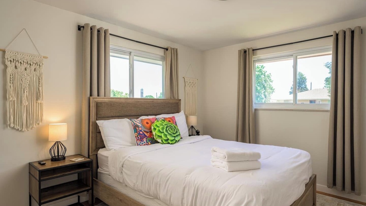 Photo of Bedroom in Berkley