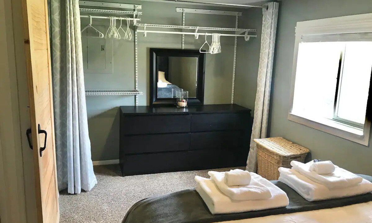 Photo of Bedroom in South Alameda