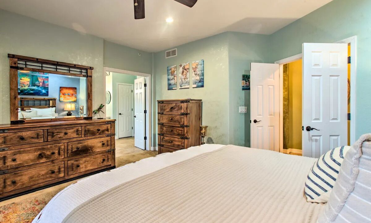 Photo of Bedroom in Cherry Creek