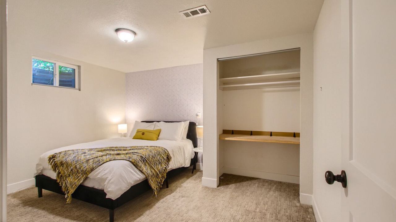 Photo of Bedroom in Alta Vista Area