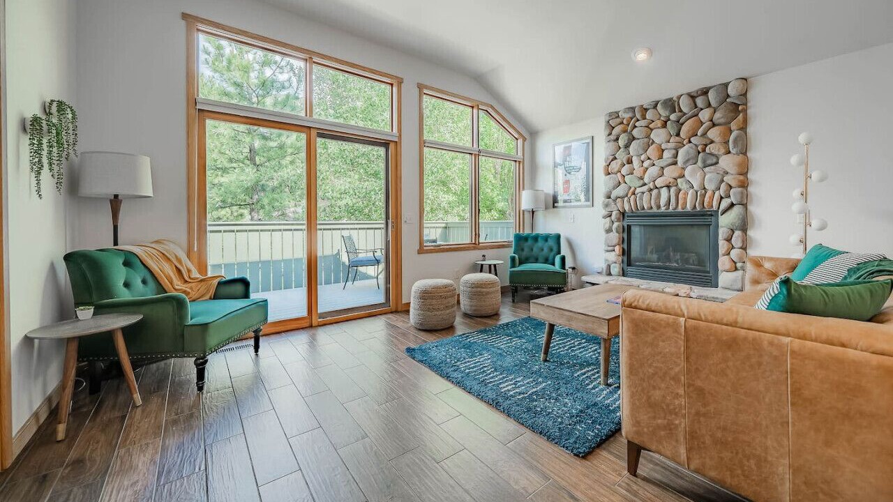 Photo of Livingroom in Estes Park