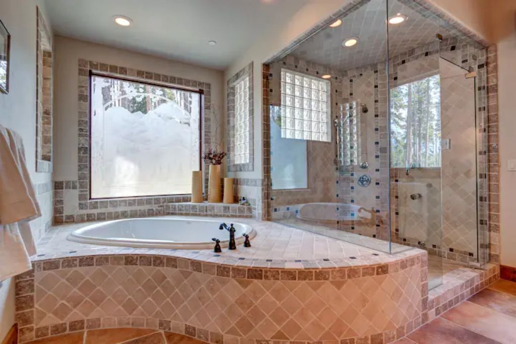 Photo of Bathroom in The Highlands