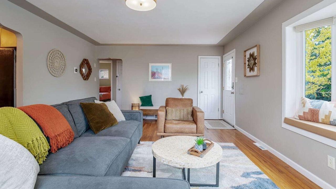 Photo of Bedroom in Dupont