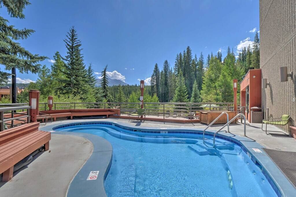 Photo of Outdoor in Peak 9