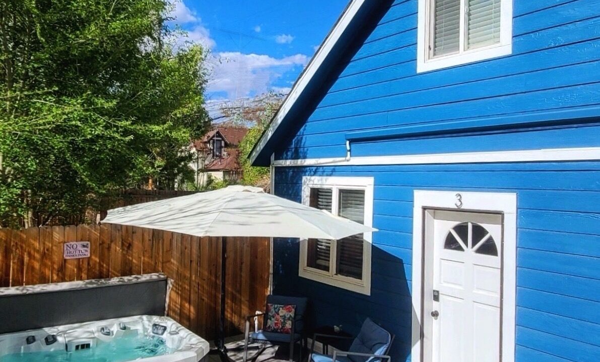 Photo of Patio Balcony in Central Colorado Springs