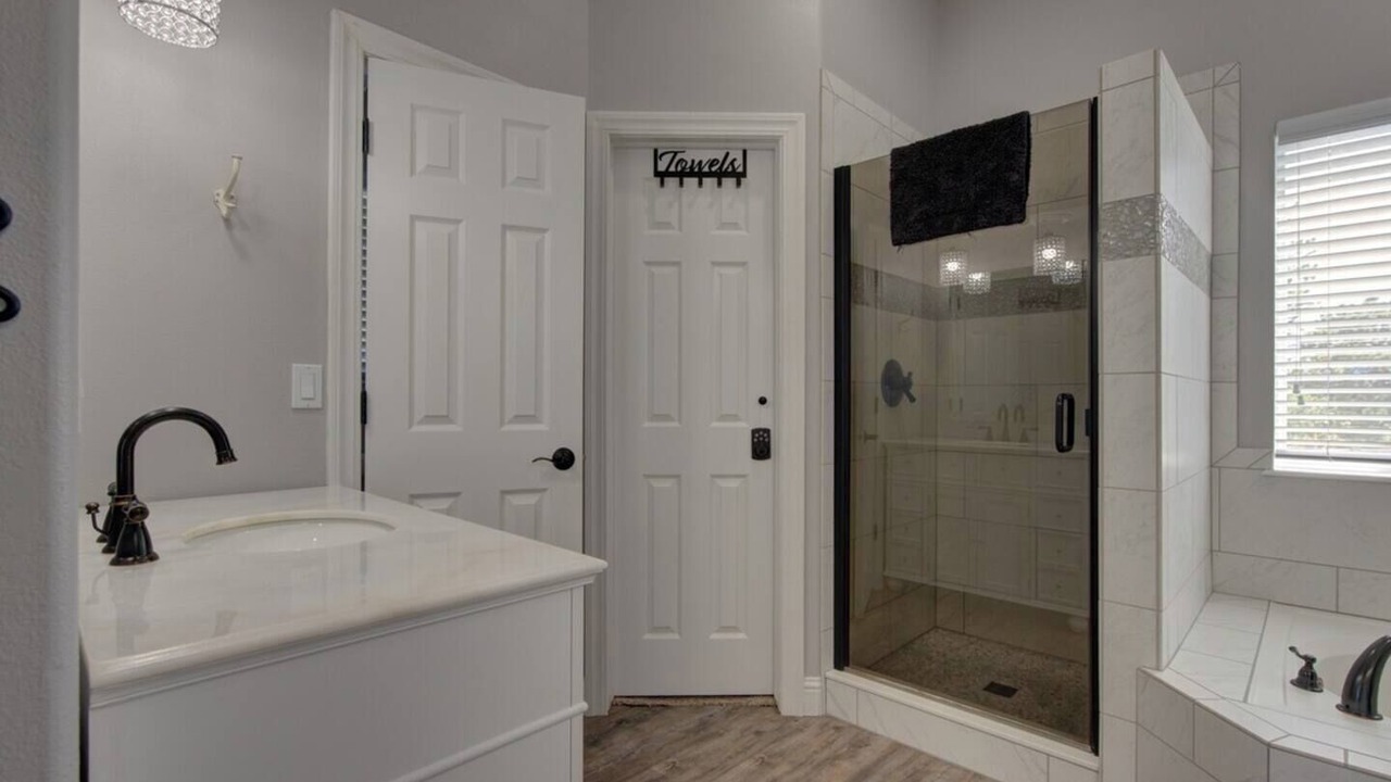 Photo of Bathroom in Monument