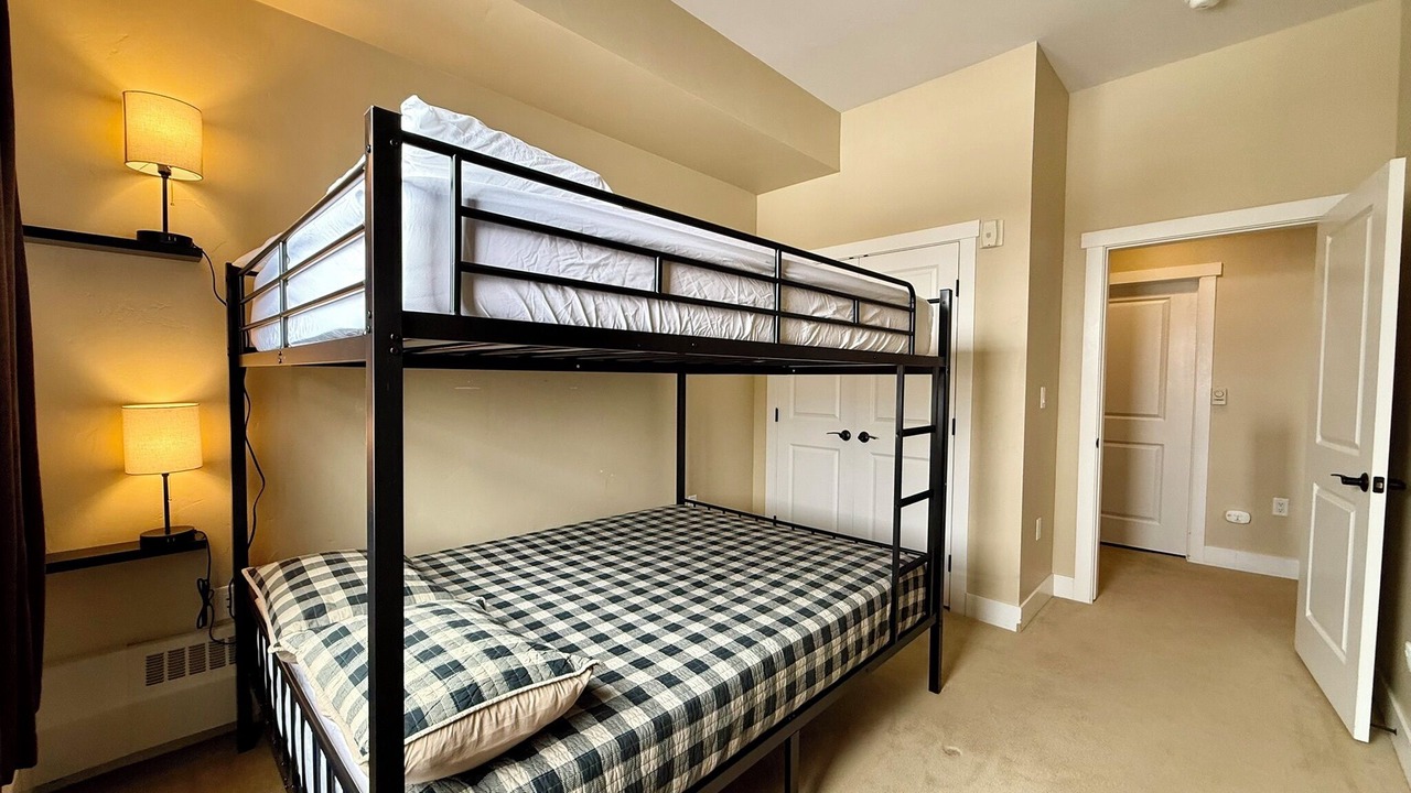 Photo of Bedroom in Silvercreek