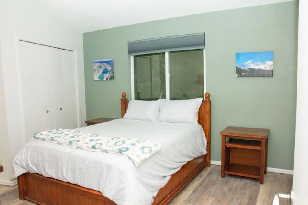 Photo of Bedroom in Cascade