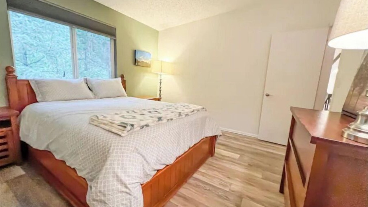 Photo of Bedroom in Cascade