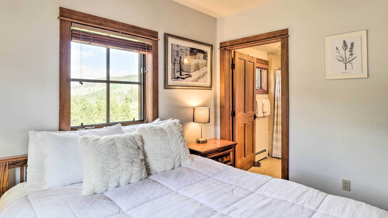 Photo of Bedroom in Keystone