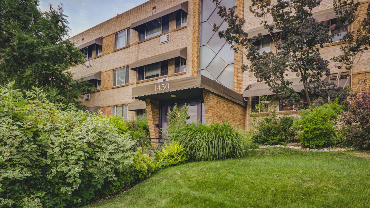 Photo of Outdoor in Hale