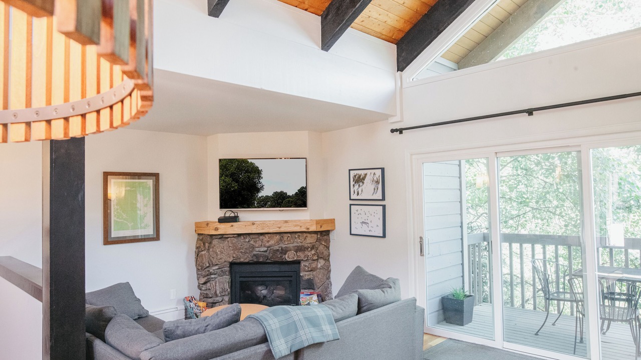 Photo of Livingroom in Intermountain