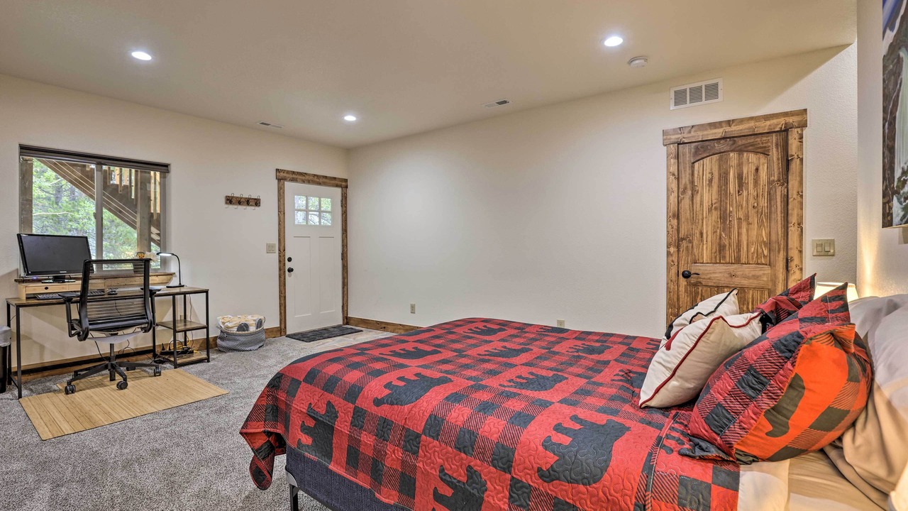 Photo of Bedroom in Alma