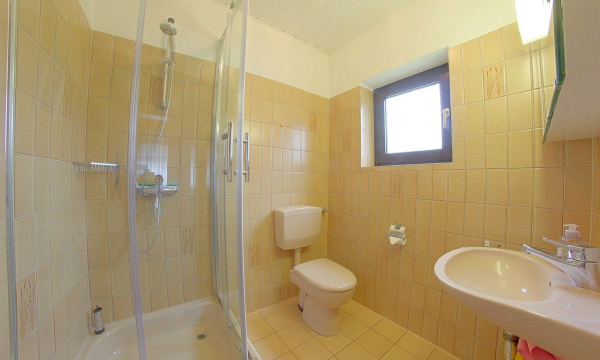 Photo of Bathroom in Neufeld