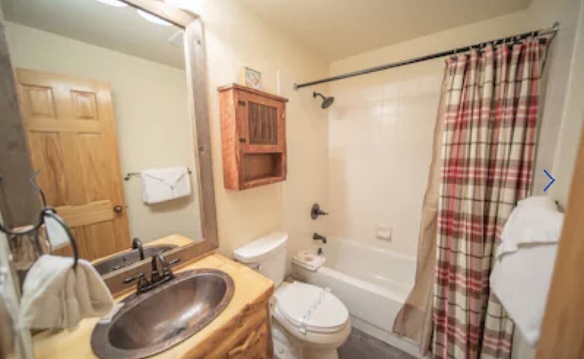 Photo of Bathroom in Mountain House