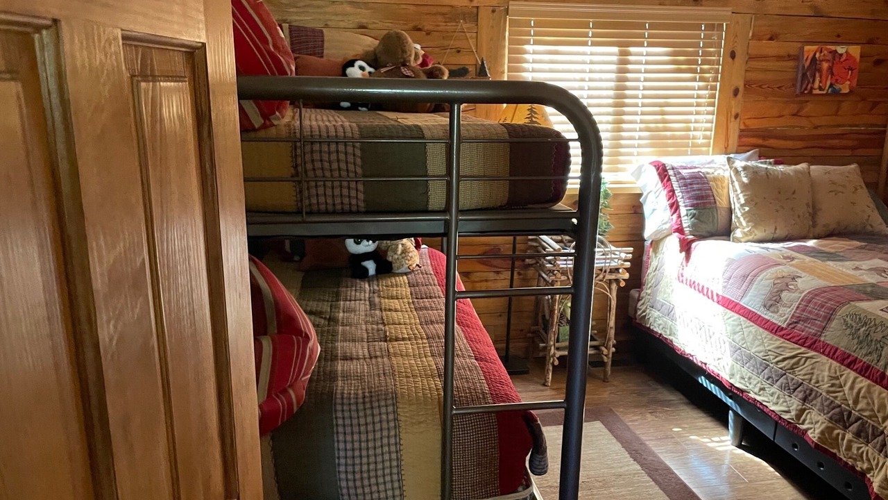 Photo of Bedroom in Stagetop