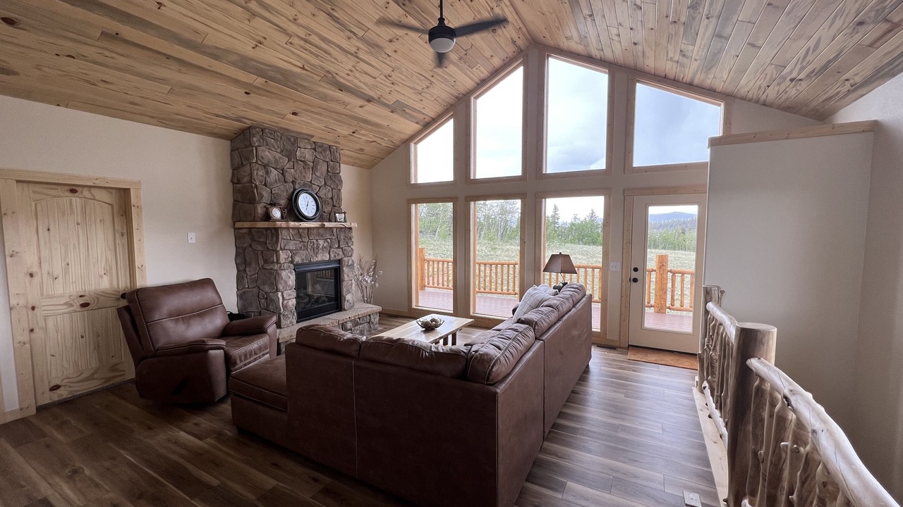 Photo of Livingroom in Indian Mountain