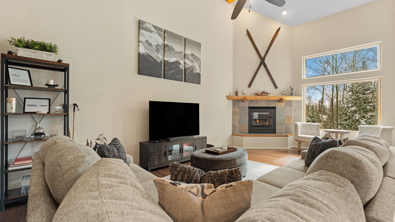 Photo of Livingroom in Wildernest