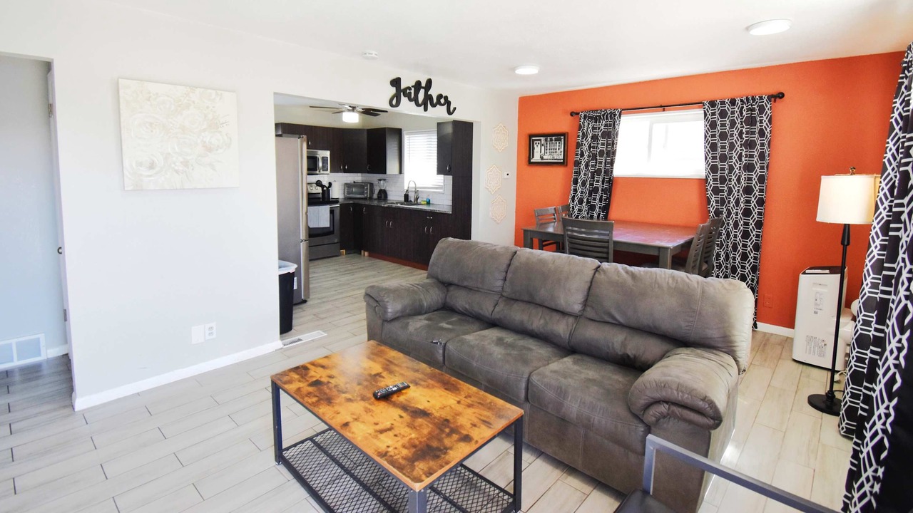 Photo of Livingroom in Twin Lakes