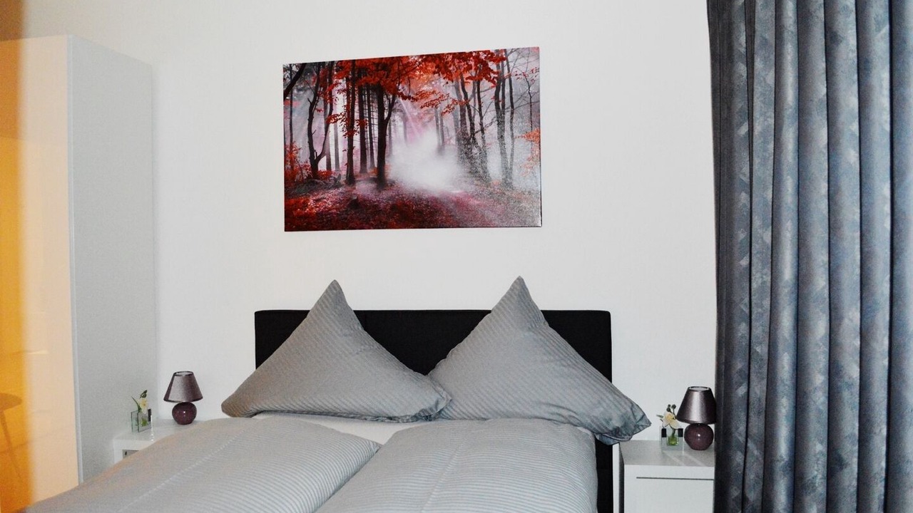 Photo of Bedroom in Ludwigsvorstadt-Kliniken
