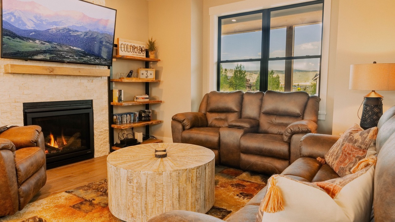 Photo of Livingroom in Grand Elk Ranch