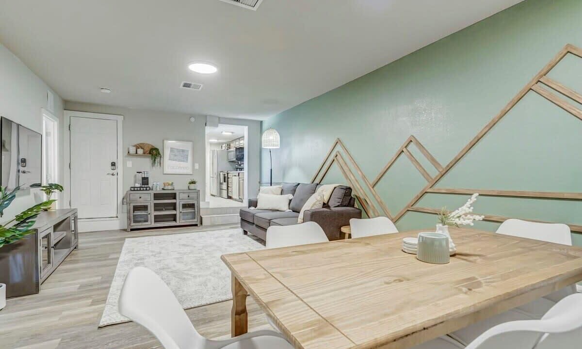 Photo of Bedroom in Central Colorado Springs