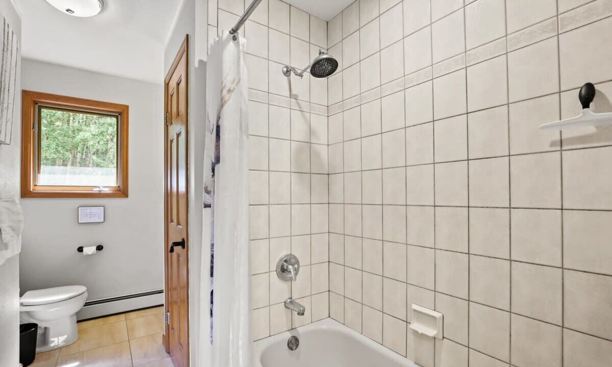 Photo of Bathroom in Alma