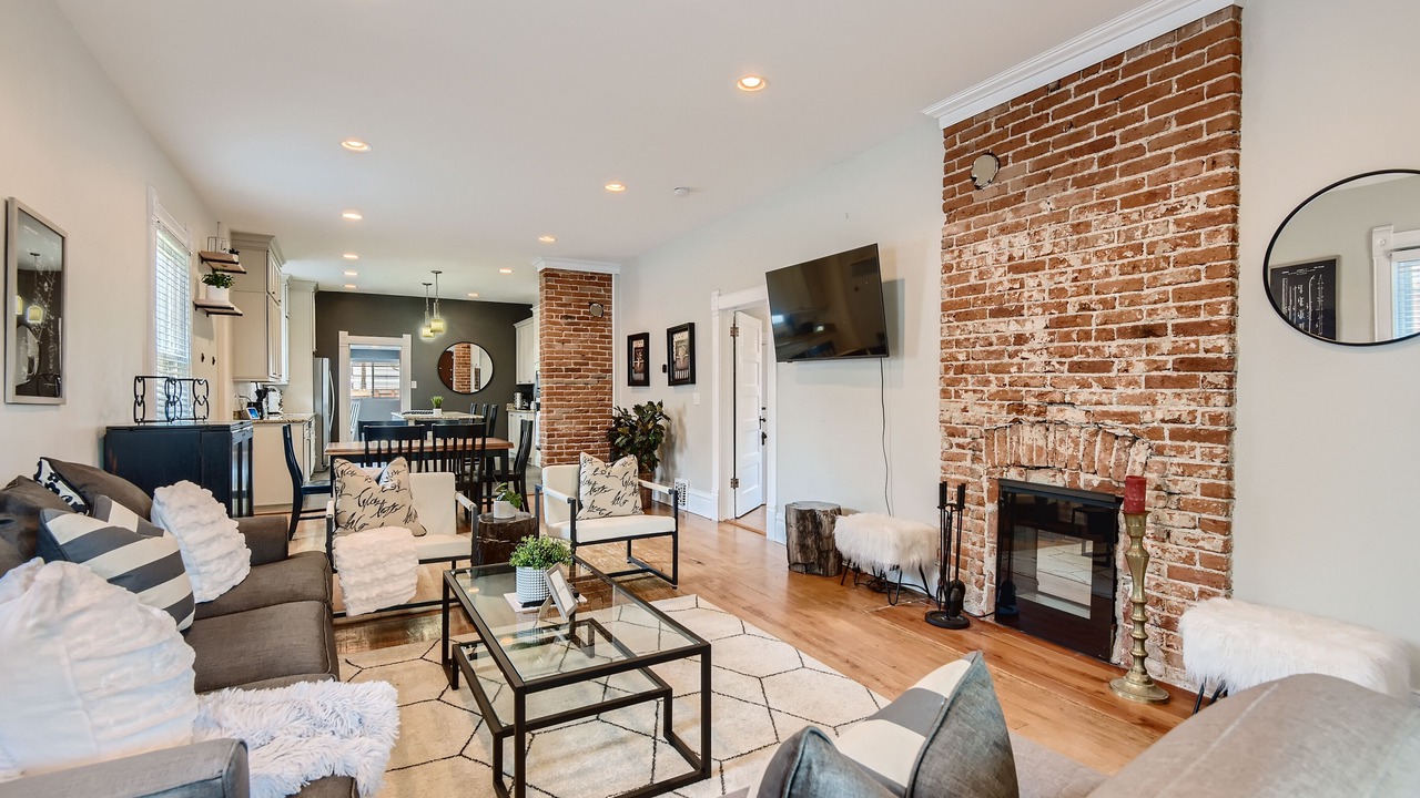 Photo of Livingroom in Highland