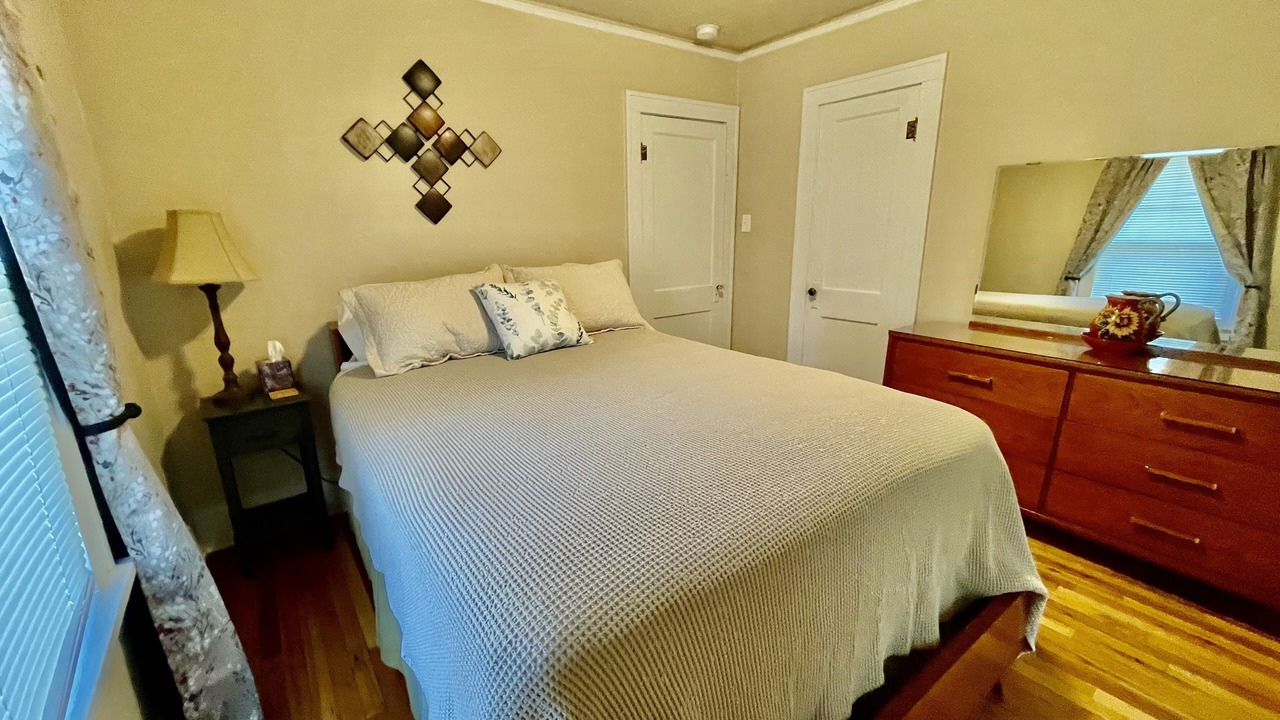 Photo of Bedroom in Pueblo