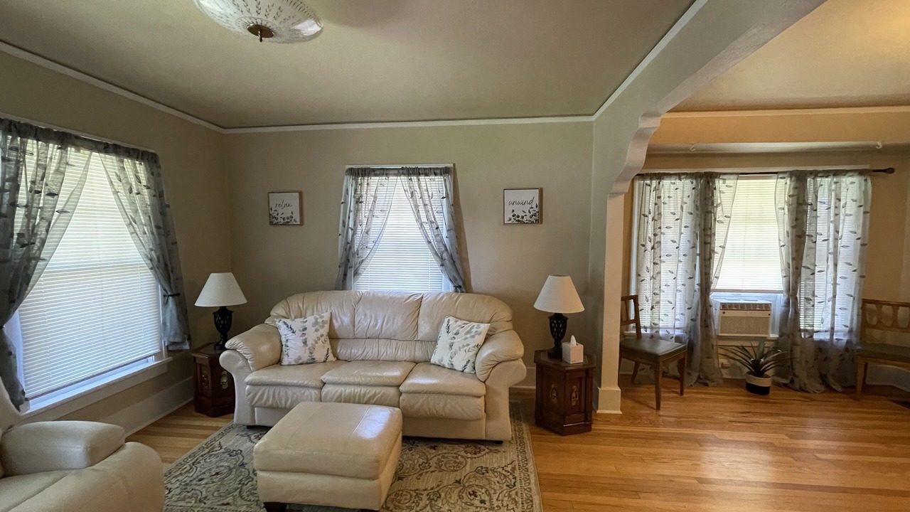 Photo of Livingroom in Pueblo