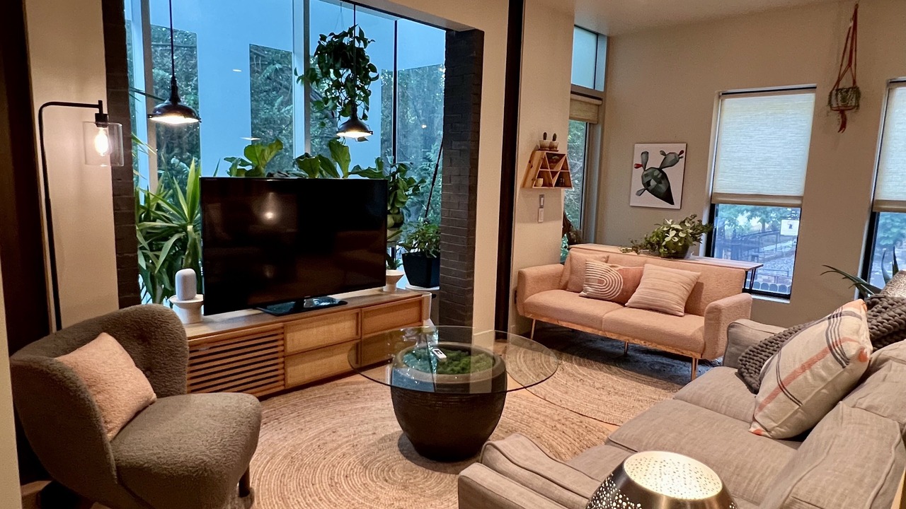 Photo of Livingroom in Curtis Park