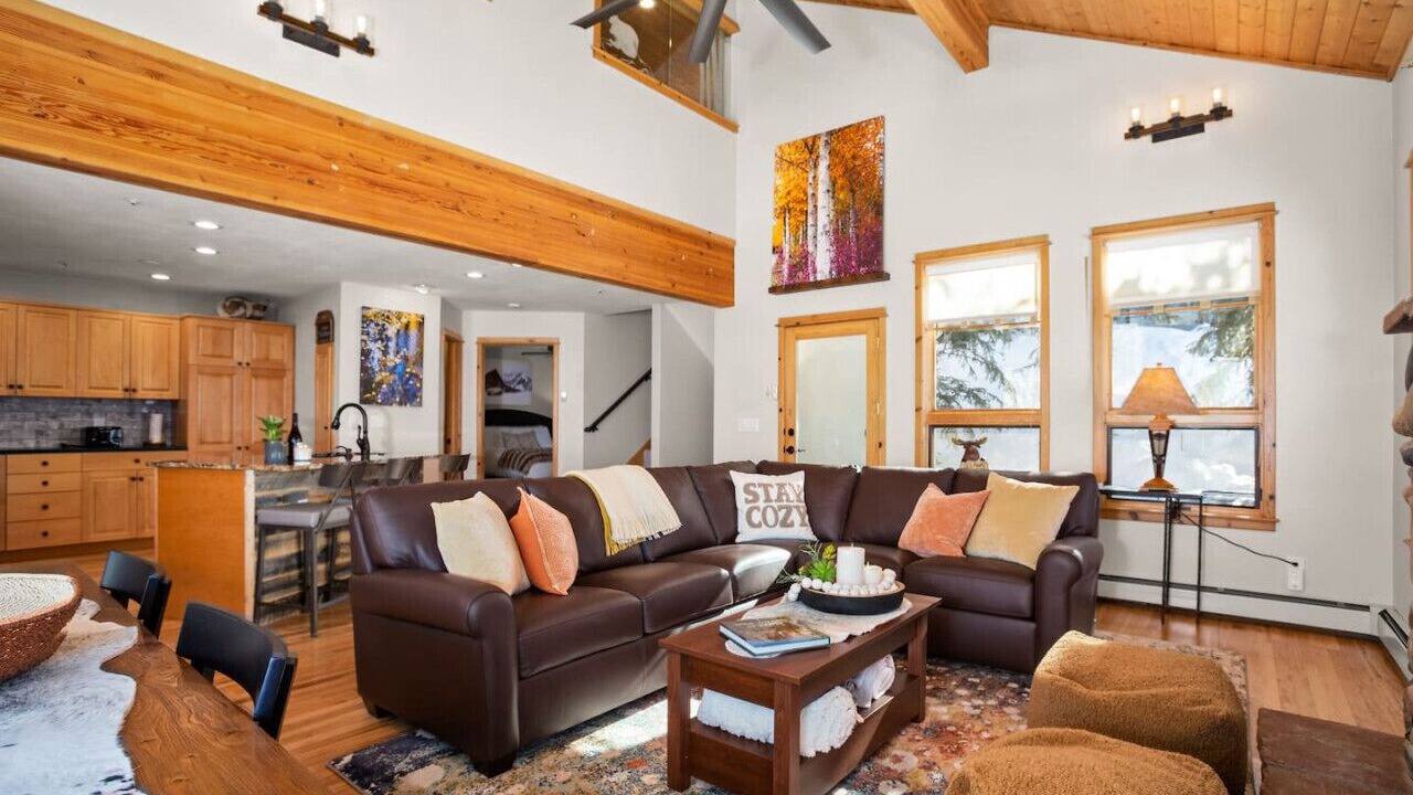 Photo of Livingroom in Steamboat Springs