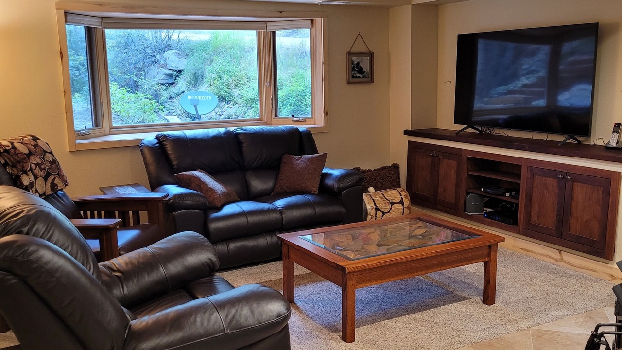 Photo of Bedroom in Black Hawk