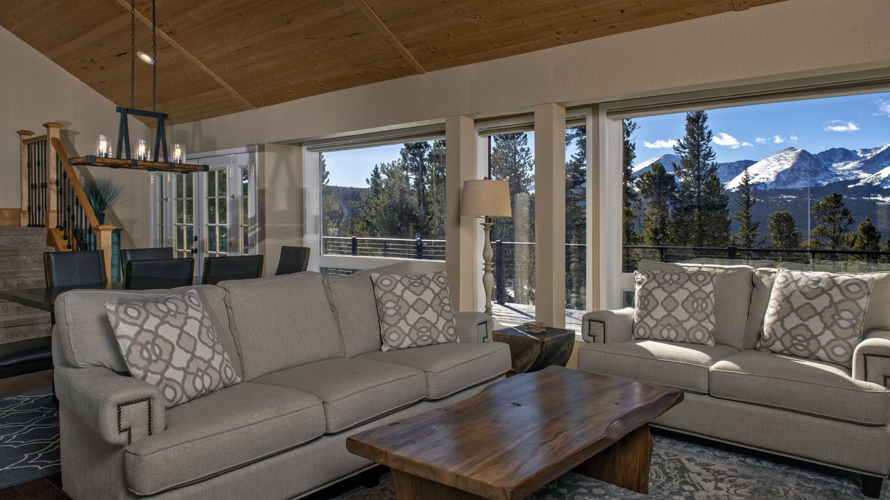 Photo of Livingroom in Woodmoor