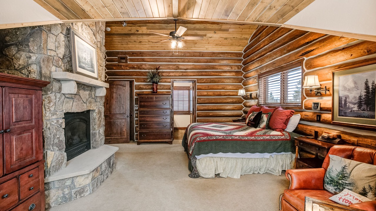 Photo of Bedroom in Breckenridge