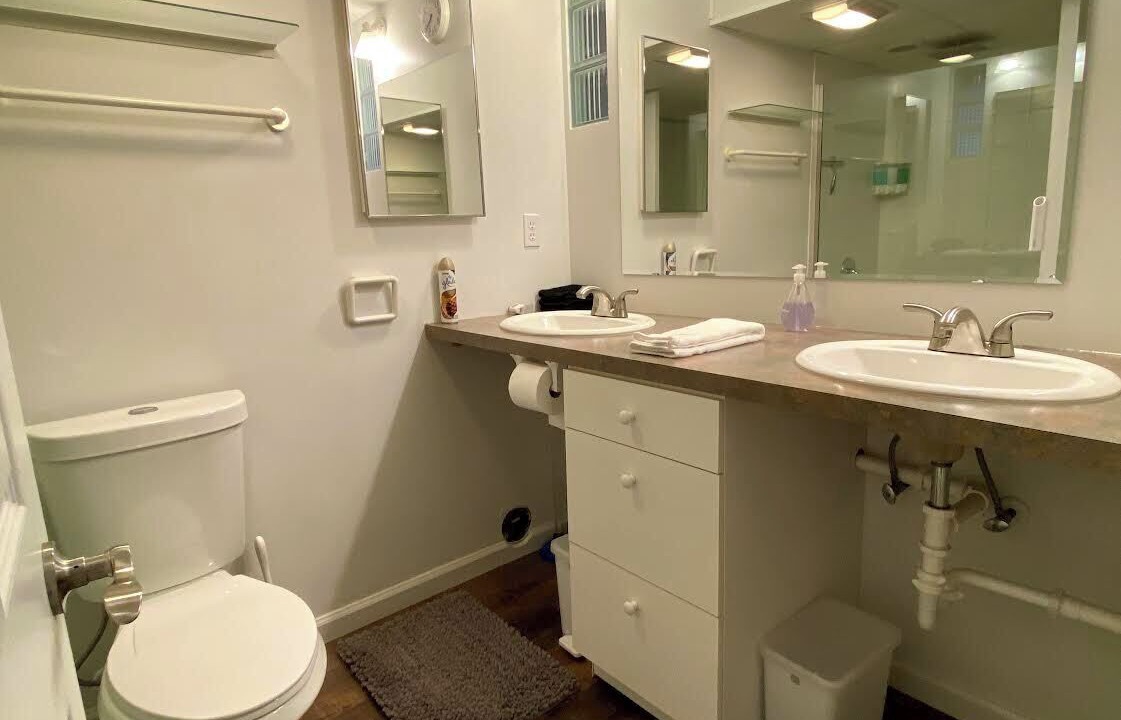 Photo of Bathroom in Fraser