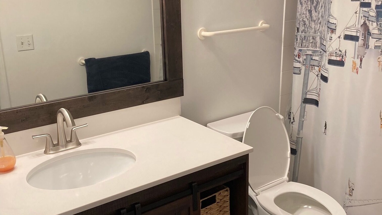 Photo of Bathroom in Fraser