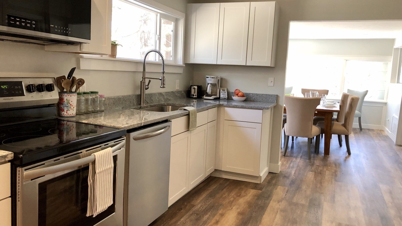 Photo of Kitchen in Cheyenne Canyon