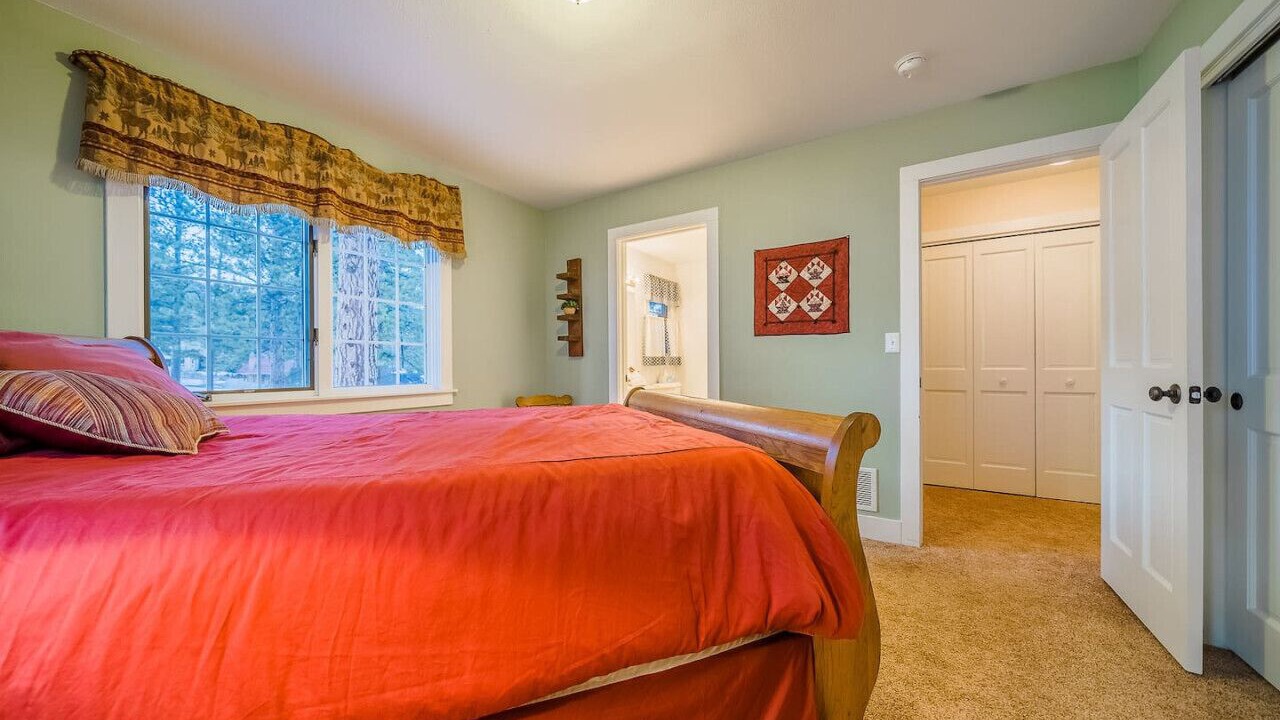 Photo of Bedroom in Estes Park