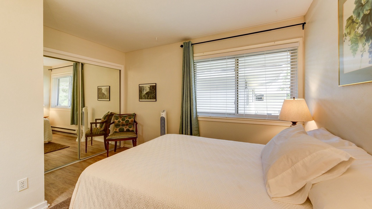 Photo of Bedroom in Lower Arapahoe