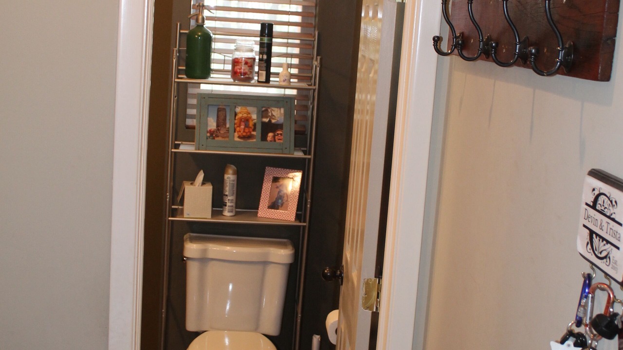 Photo of Bathroom in Forest Lakes