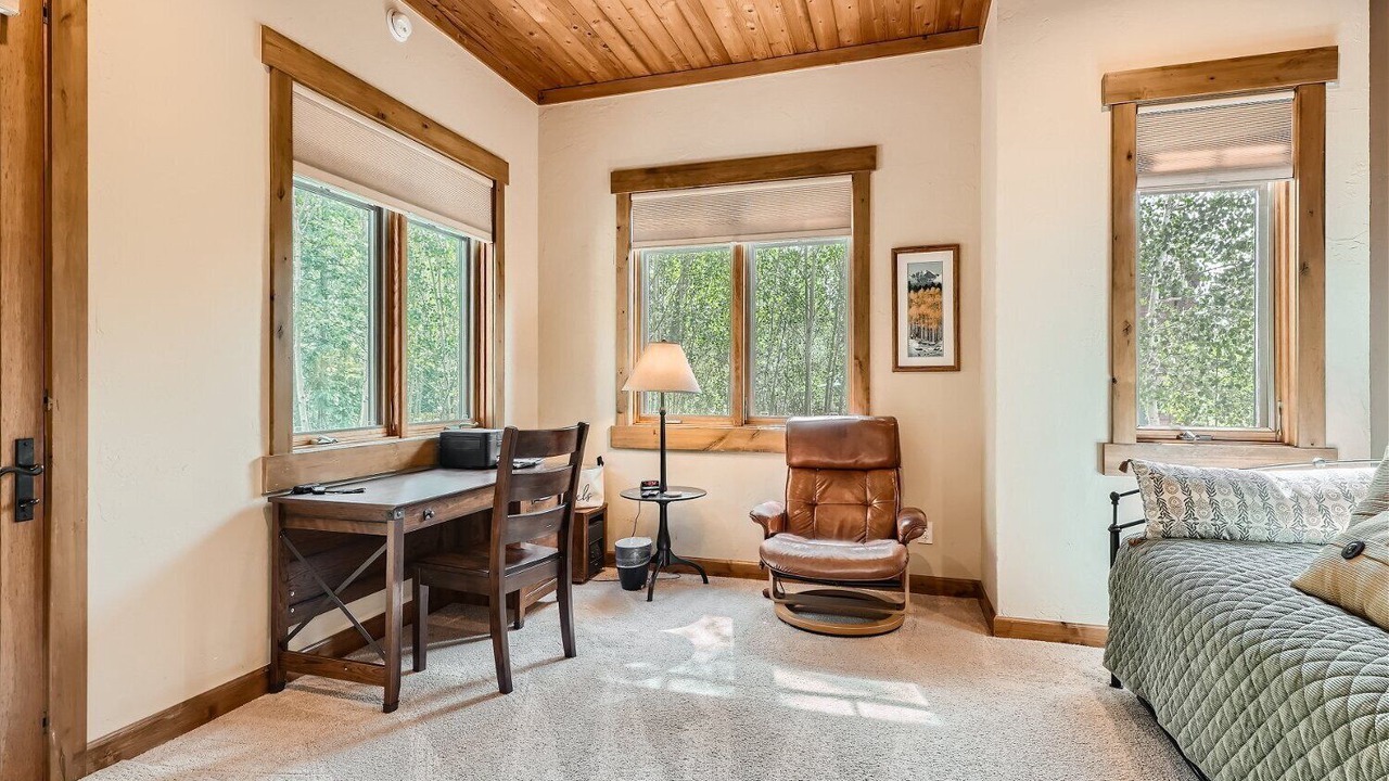 Photo of Bedroom in Keystone
