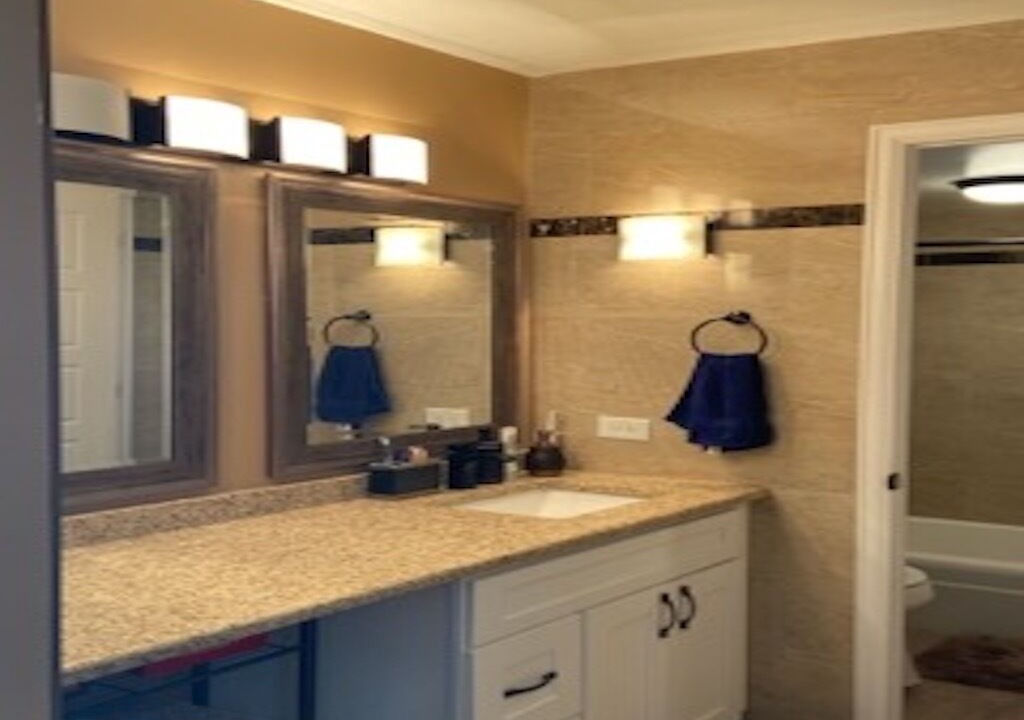 Photo of Bathroom in Hale