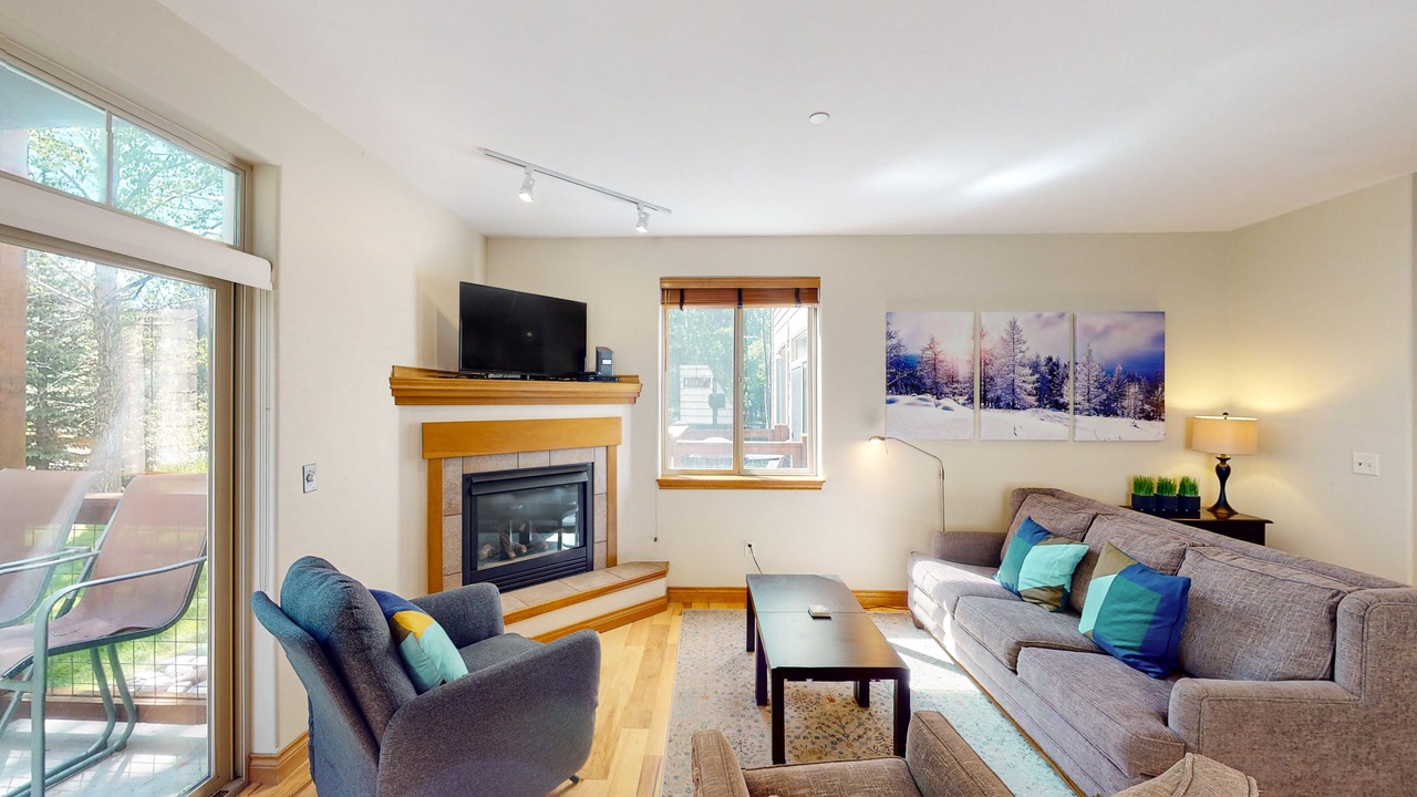 Photo of Livingroom in Willow Grove