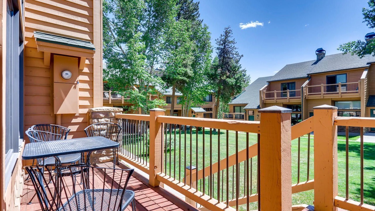Photo of Outdoor in Peak 9