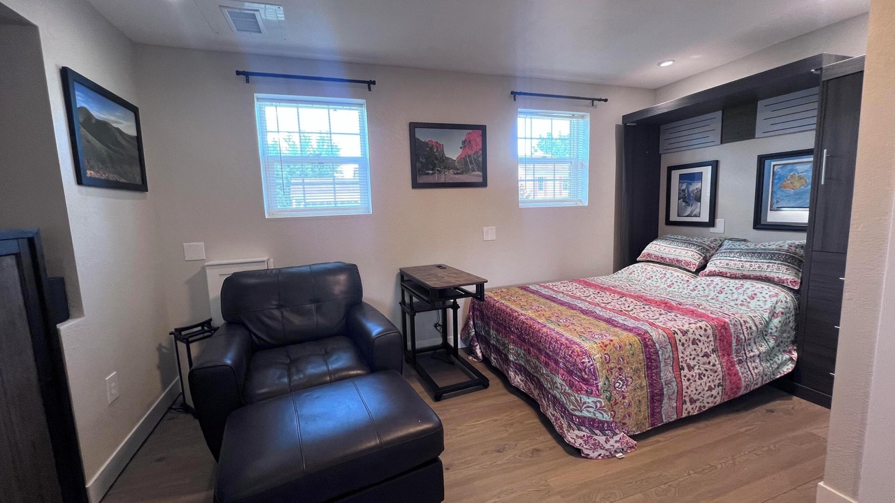 Photo of Bedroom in Walnut Grove