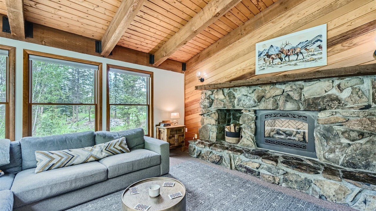 Photo of Livingroom in Keystone
