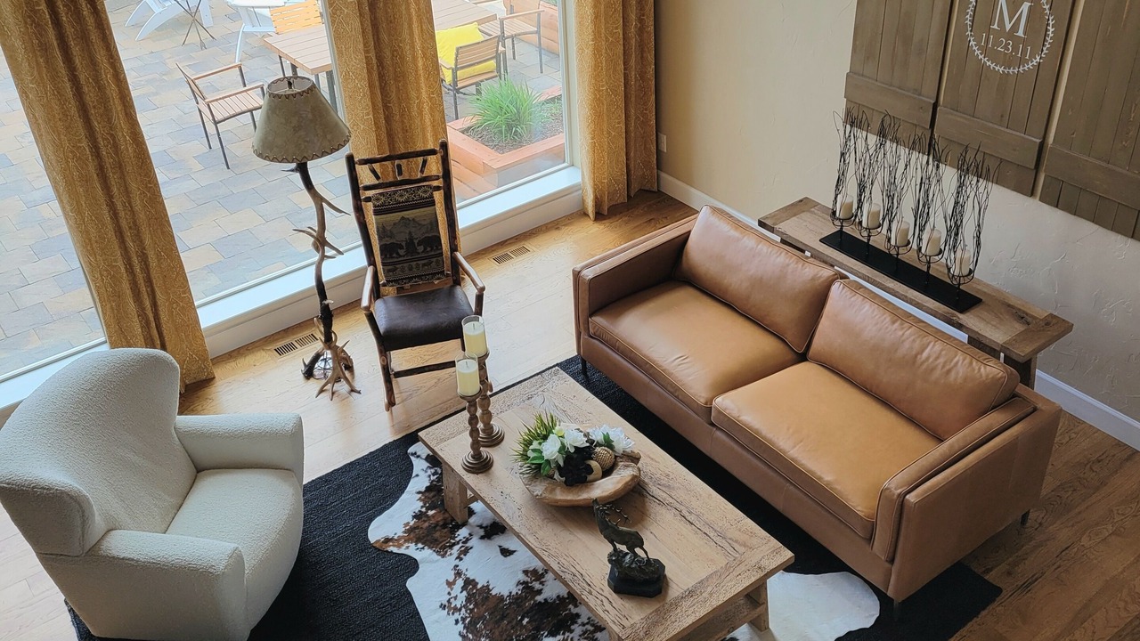 Photo of Livingroom in Flying Horse