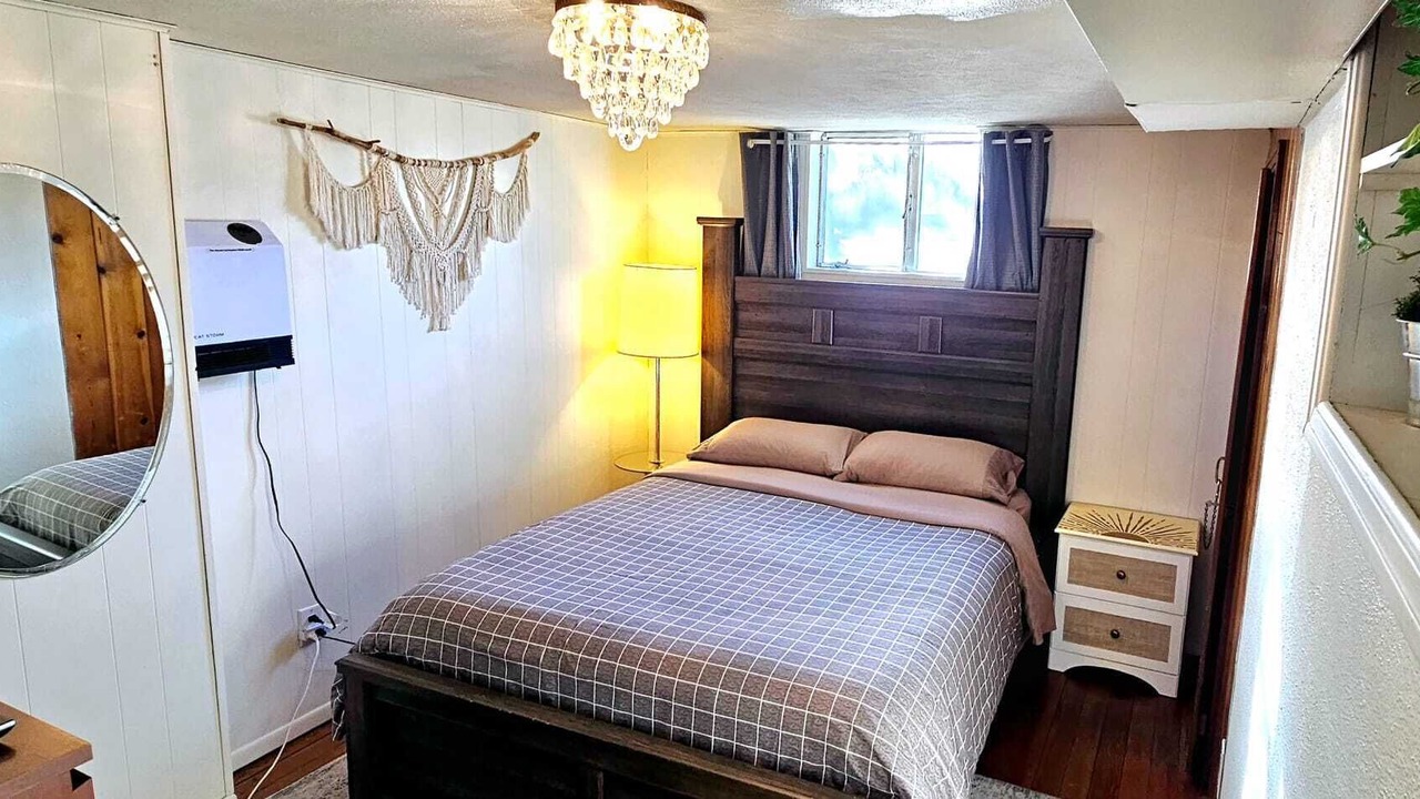 Photo of Bedroom in Athmar Park