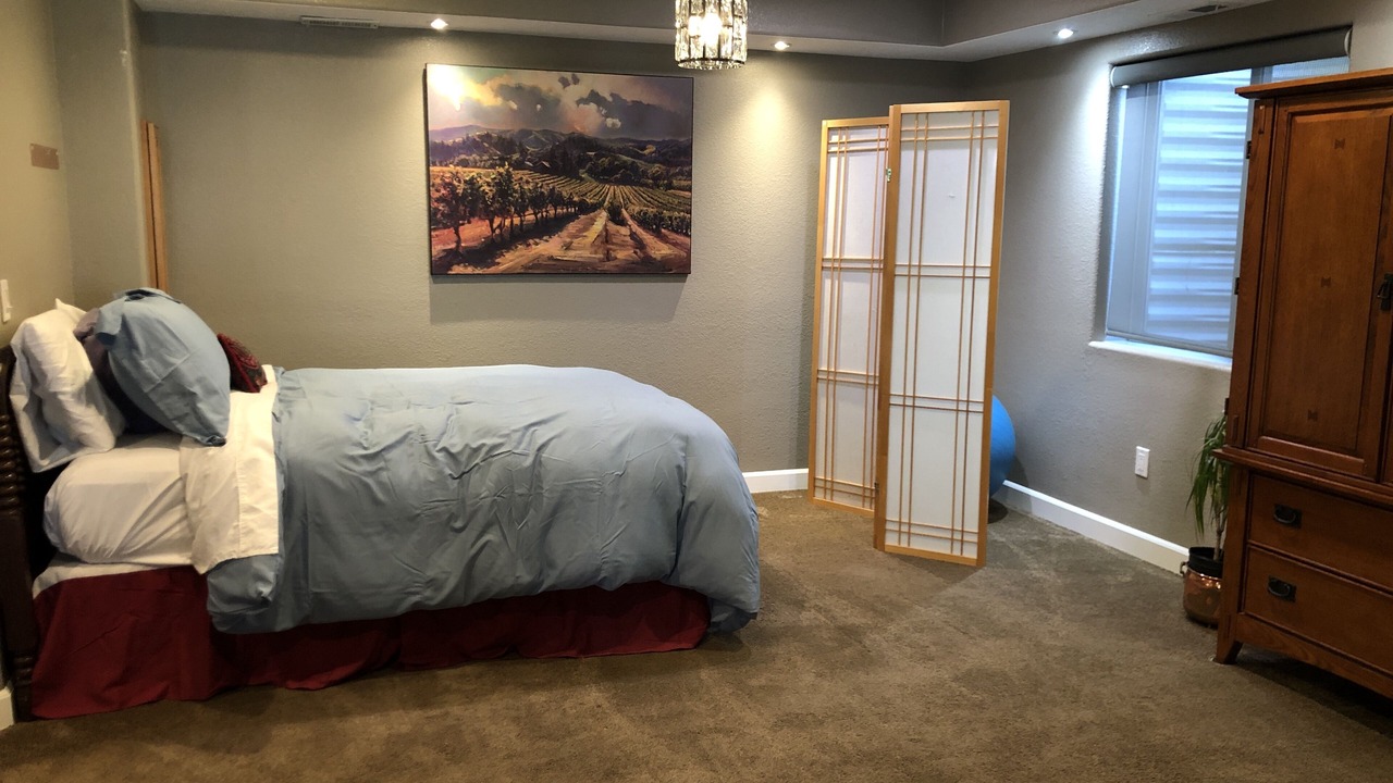 Photo of Bedroom in Erie